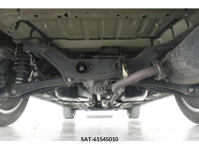 Mitsubishi OUTLANDER 2018-08 220039-7