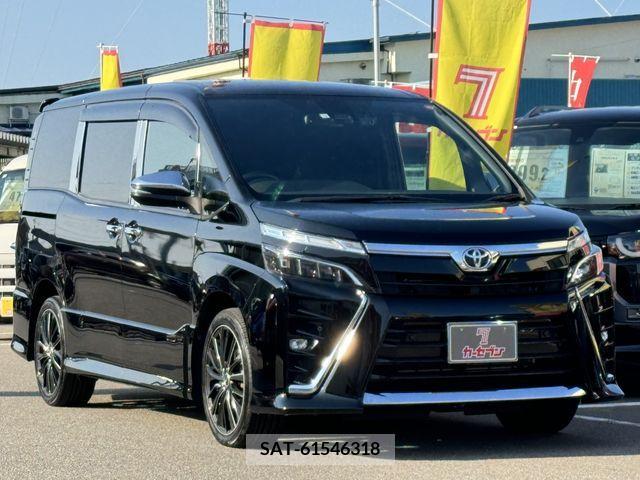 Toyota VOXY 2020-01 321693-3