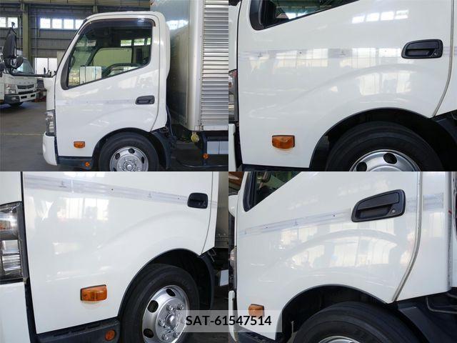 Hino DUTRO 2014-06 200242-8