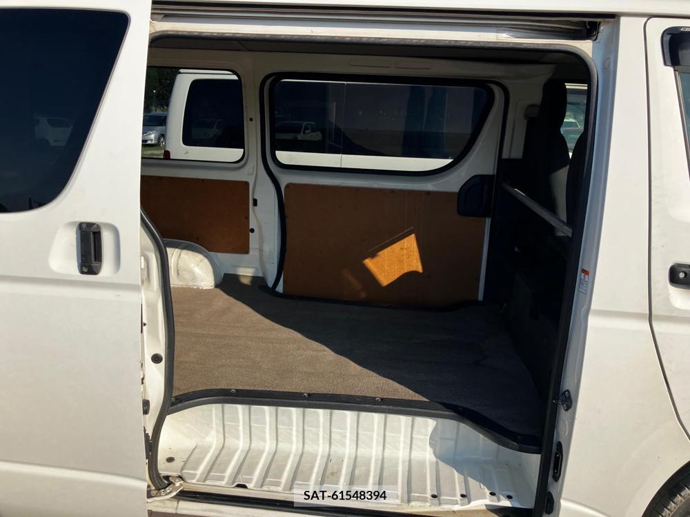 Toyota HIACE VAN 2017-08 355125-17