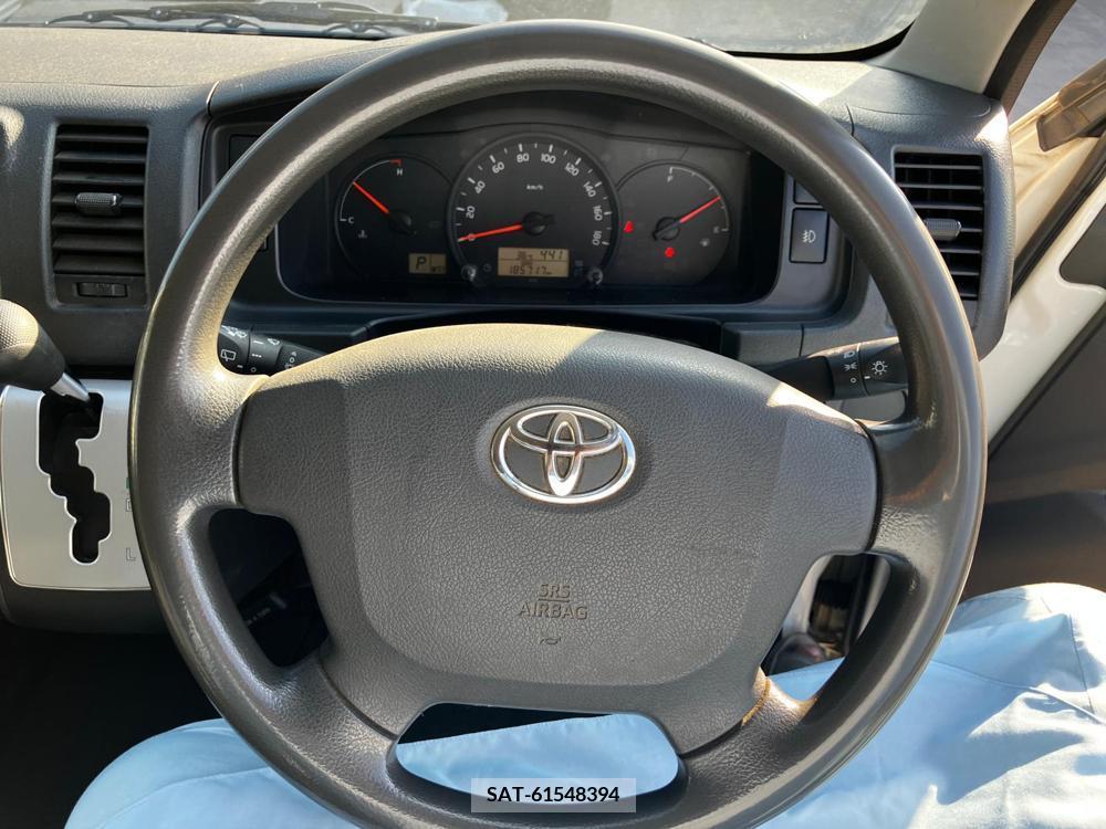 Toyota HIACE VAN 2017-08 355125-23