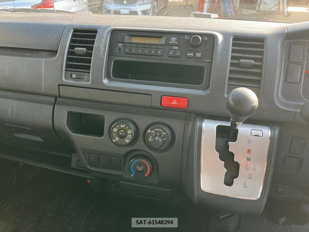 Toyota HIACE VAN 2017-08 355125-25