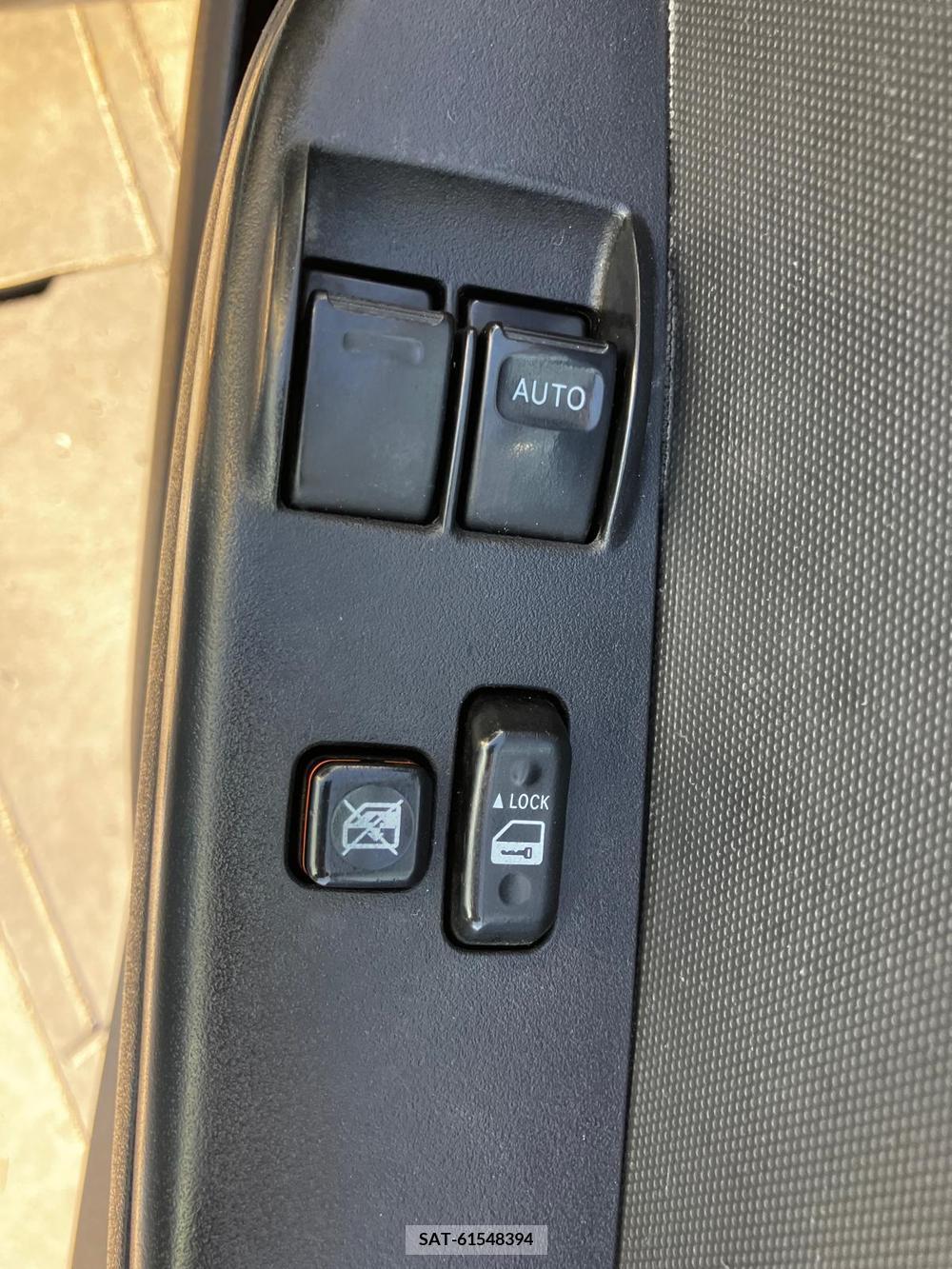 Toyota HIACE VAN 2017-08 355125-31