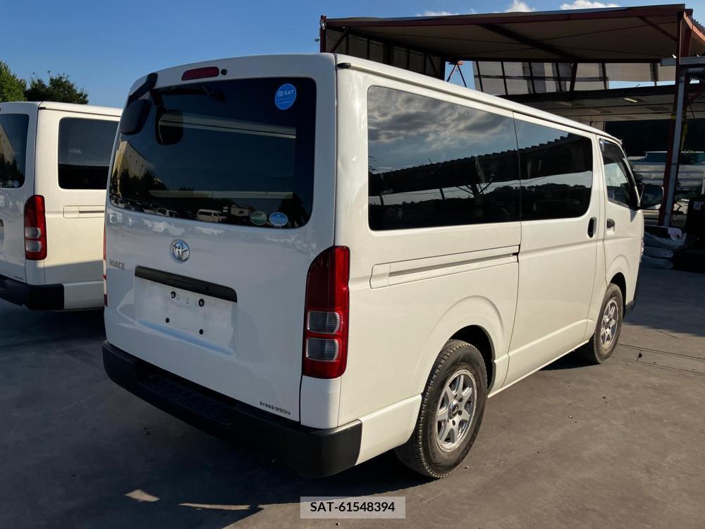 Toyota HIACE VAN 2017-08 355125-4
