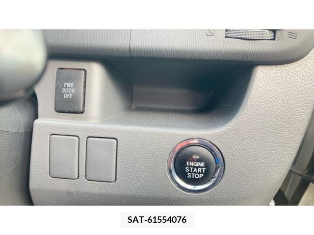 Toyota NOAH 2007-09 392855-17