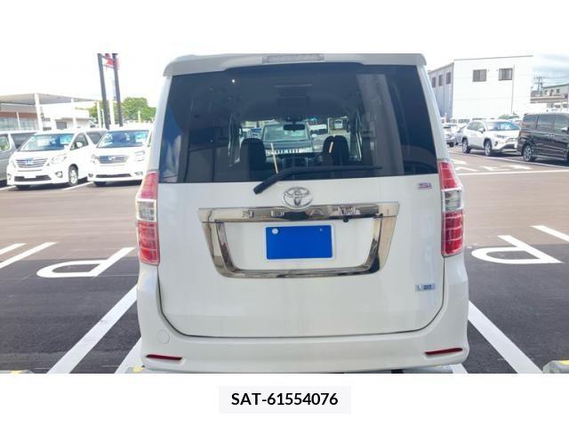 Toyota NOAH 2007-09 392855-7