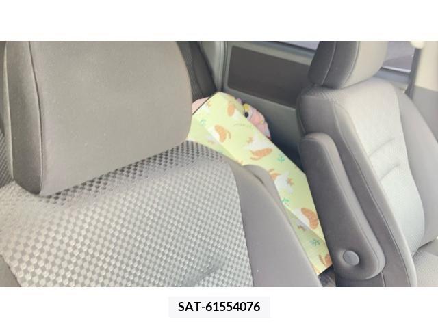 Toyota NOAH 2007-09 392855-15