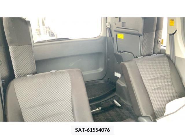 Toyota NOAH 2007-09 392855-14