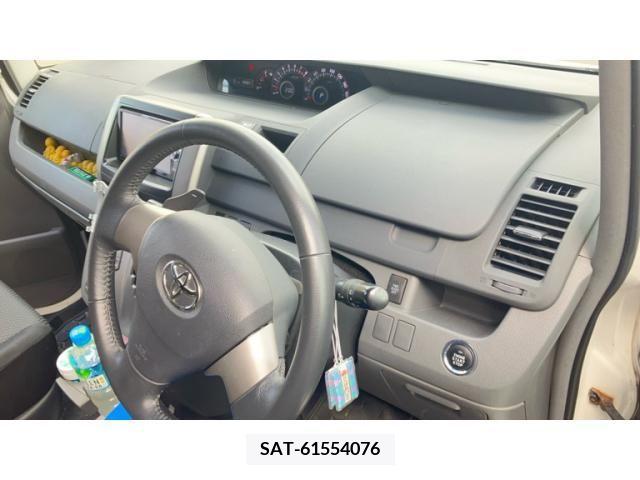 Toyota NOAH 2007-09 392855-13