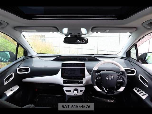 Toyota PRIUS 2022-05 282213-8