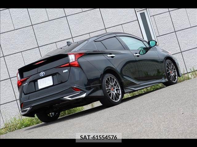 Toyota PRIUS 2022-05 282213-7