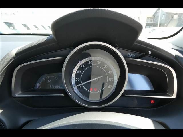 Mazda DEMIO 2015-02 5132-20