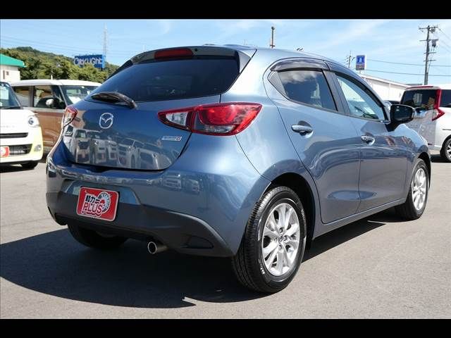 Mazda DEMIO 2015-02 5132-16