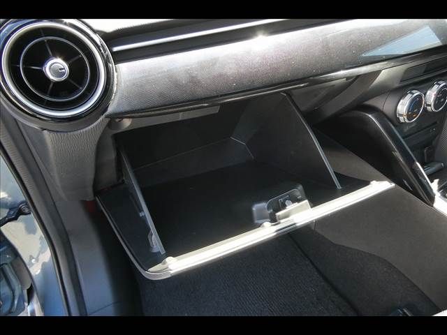 Mazda DEMIO 2015-02 5132-28