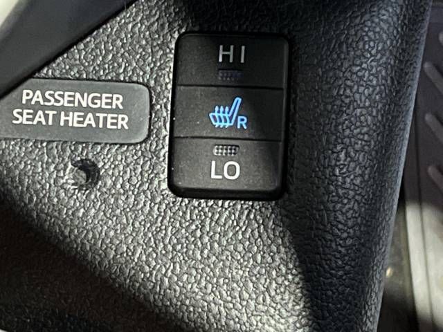 Toyota PRIUS 2016-05 705-6