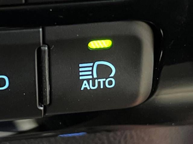Toyota PRIUS 2016-05 705-11