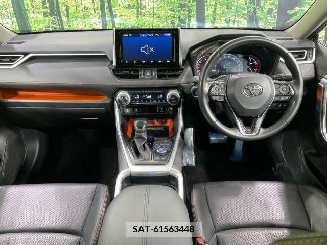 Toyota RAV4 2020-06 366904-1