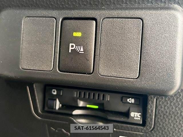 Toyota ROOMY 2021-05 311163-4