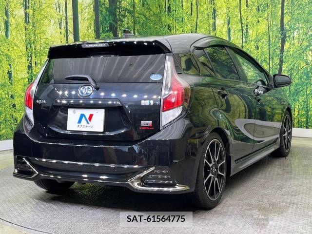 Toyota AQUA 2015-03 210550-17