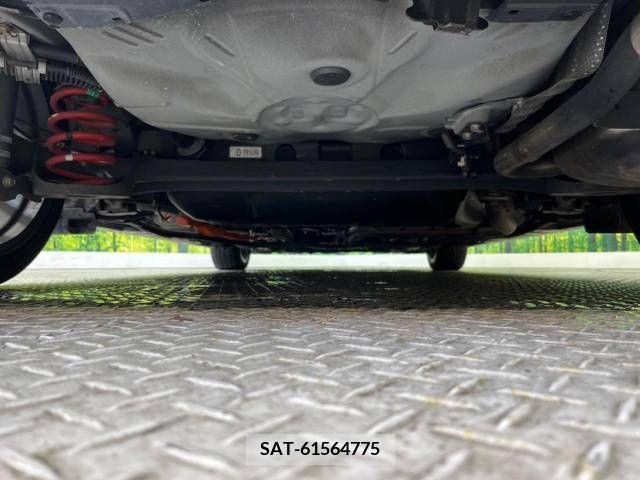 Toyota AQUA 2015-03 210550-19