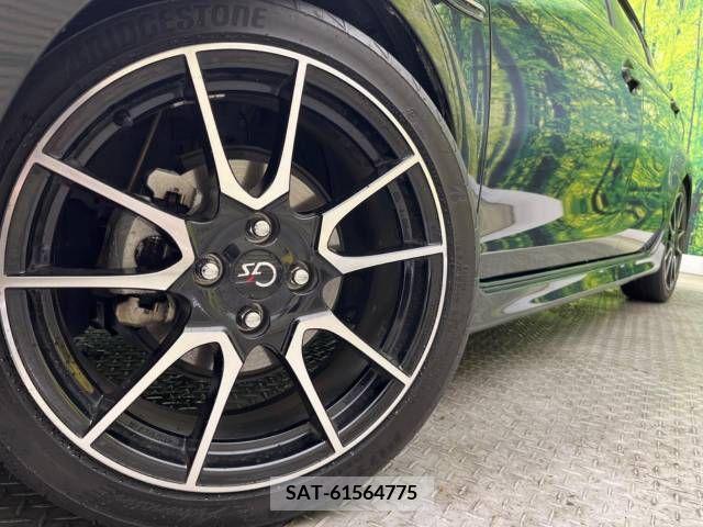 Toyota AQUA 2015-03 210550-13