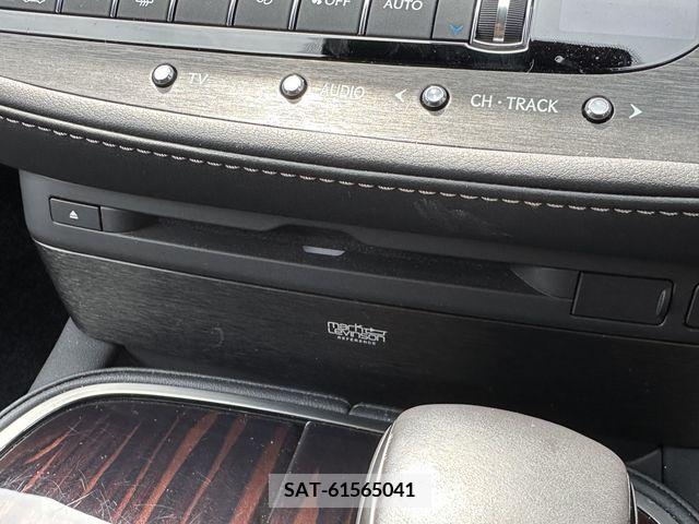 Lexus LS 2017-11 275579-8