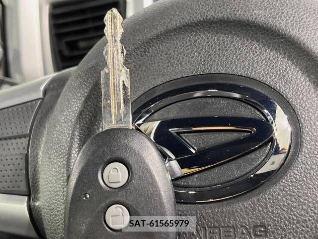 Daihatsu WAKE 2015-06 344714-7