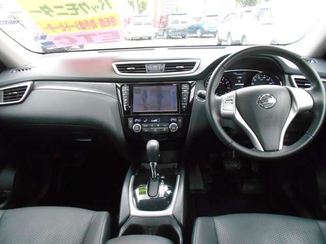 Nissan X-TRAIL 2015-01 16982-2