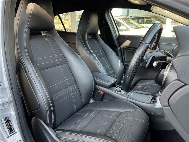 Mercedes Benz GLA-CLASS 2014-08 23246-9