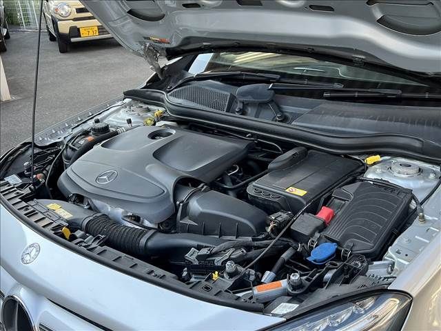 Mercedes Benz GLA-CLASS 2014-08 23246-18