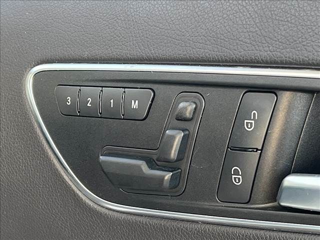 Mercedes Benz GLA-CLASS 2014-08 23246-5
