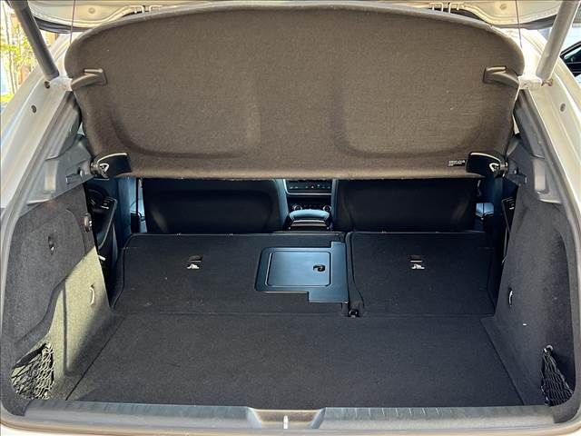 Mercedes Benz GLA-CLASS 2014-08 23246-8