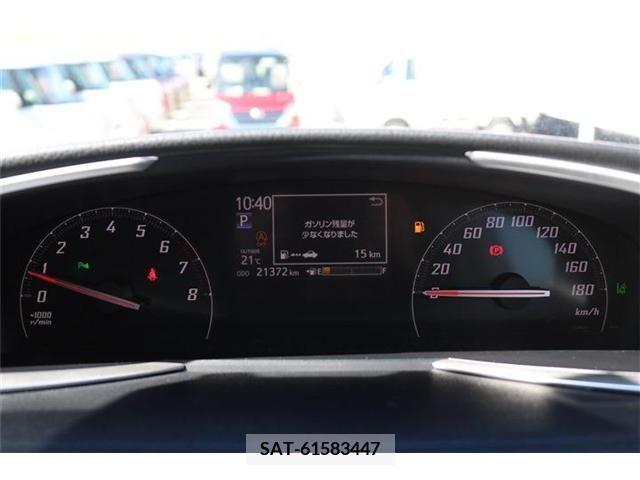 Toyota SIENTA 2018-11 203279-8
