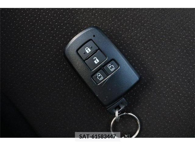 Toyota SIENTA 2018-11 203279-18