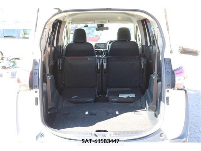 Toyota SIENTA 2018-11 203279-23