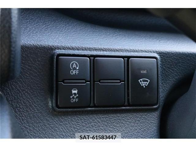 Toyota SIENTA 2018-11 203279-12