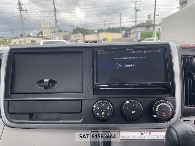 Mitsubishi CANTER 2018-03 357535-14