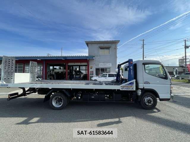 Mitsubishi CANTER 2018-03 357535-3