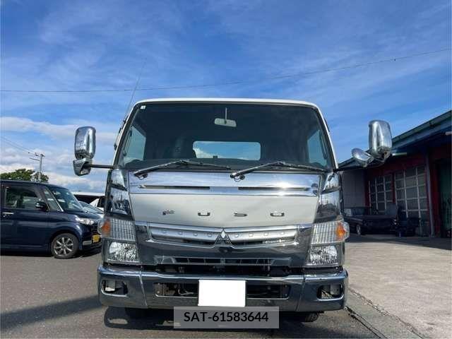 Mitsubishi CANTER 2018-03 357535-1