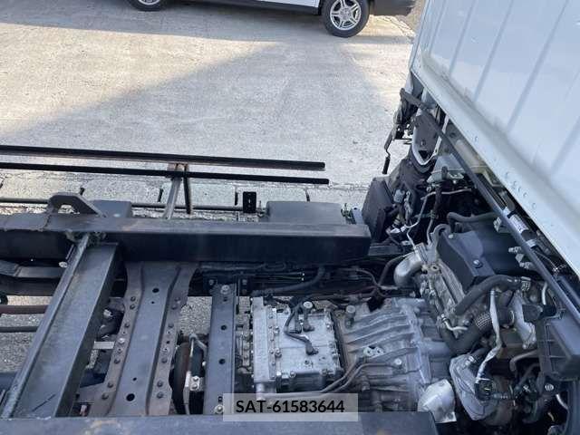 Mitsubishi CANTER 2018-03 357535-8