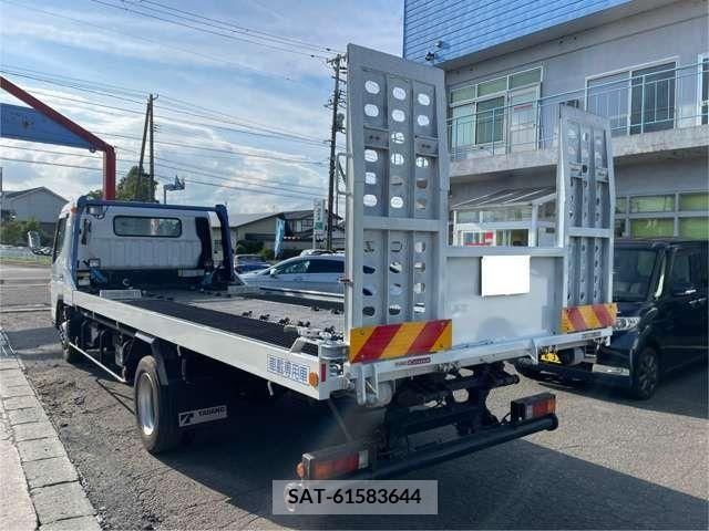 Mitsubishi CANTER 2018-03 357535-6