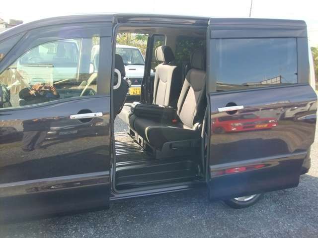 Nissan SERENA 2012-06 8209-11