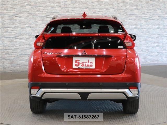 Mitsubishi ECLIPSE CROSS 2018-06 202731-7