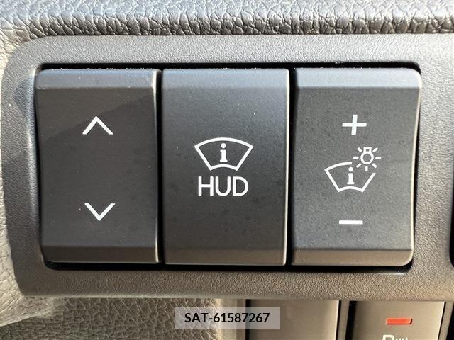 Mitsubishi ECLIPSE CROSS 2018-06 202731-14