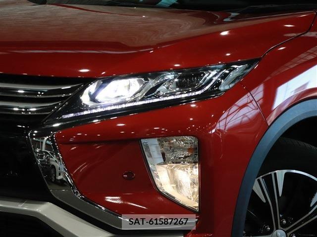 Mitsubishi ECLIPSE CROSS 2018-06 202731-8