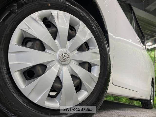 Toyota VOXY 2015-07 342223-14