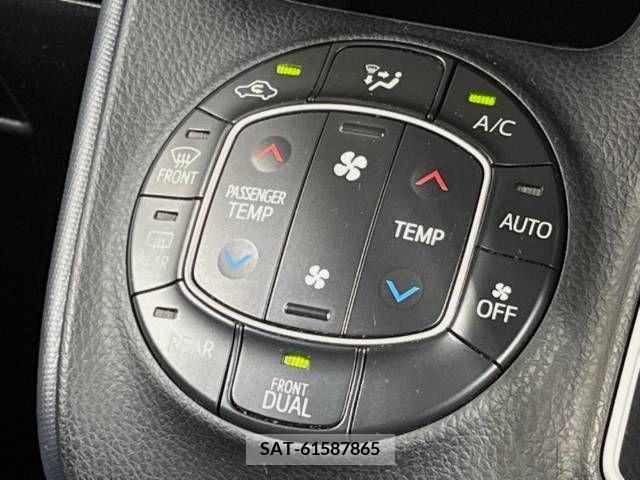 Toyota VOXY 2015-07 342223-7