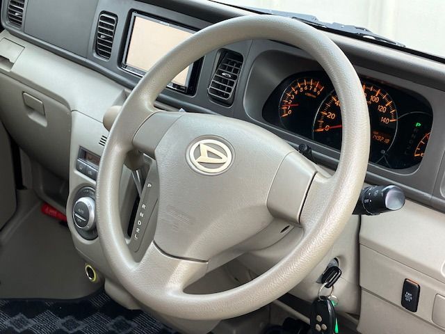 Daihatsu ATRAI WAGON 2011-06 28707-9
