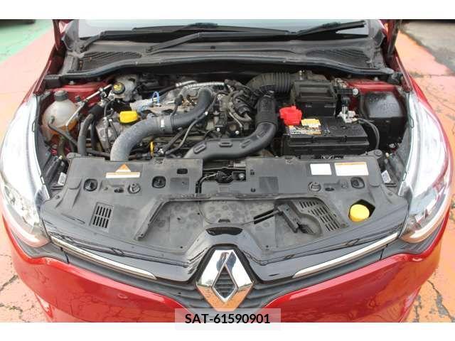 Renault LUTECIA 2017-11 379109-16