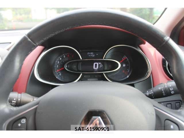Renault LUTECIA 2017-11 379109-13